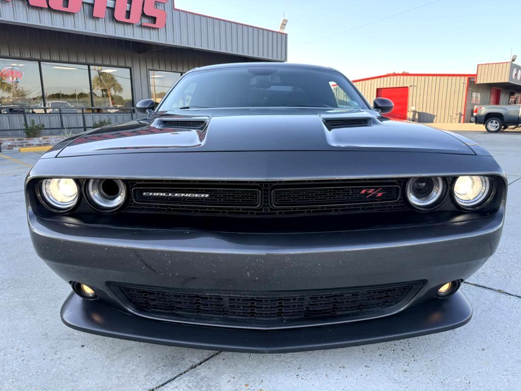 Dodge Challenger  2017