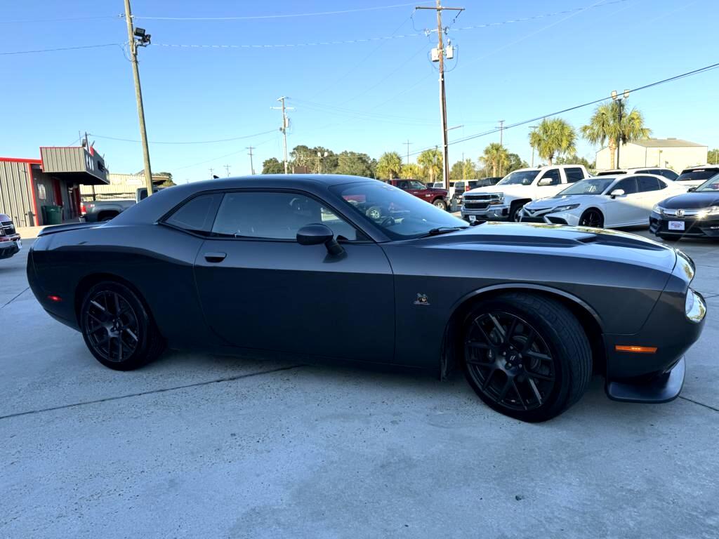 Dodge Challenger  2017