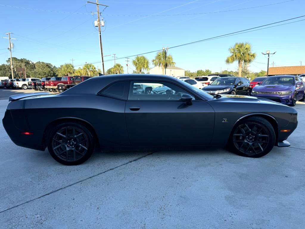 Dodge Challenger  2017