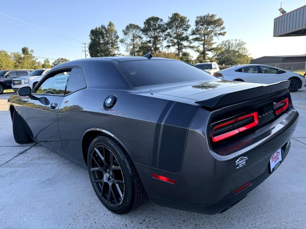 Dodge Challenger  2017
