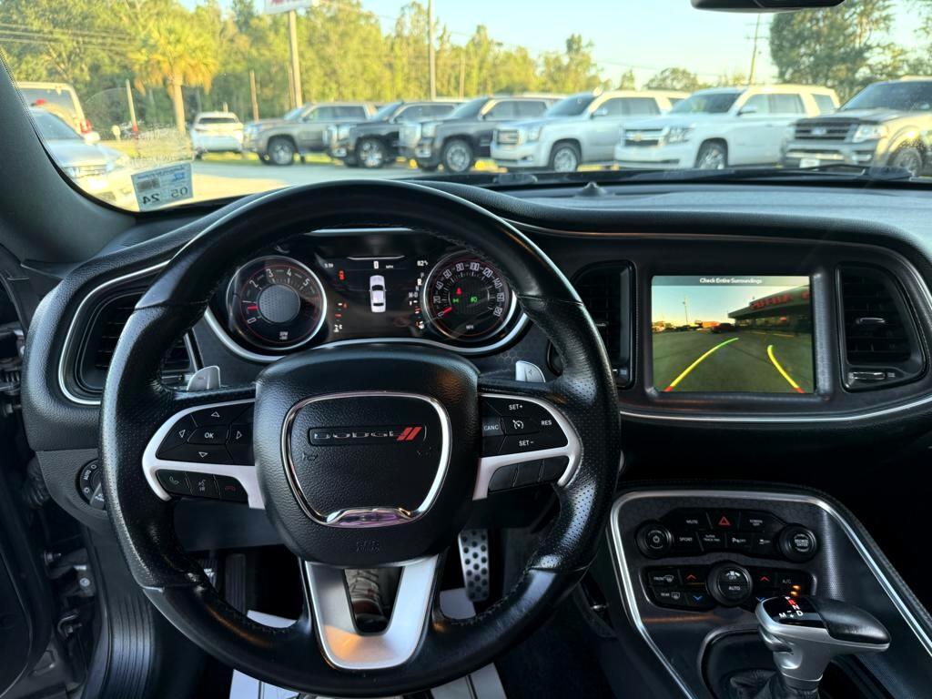 Dodge Challenger  2017