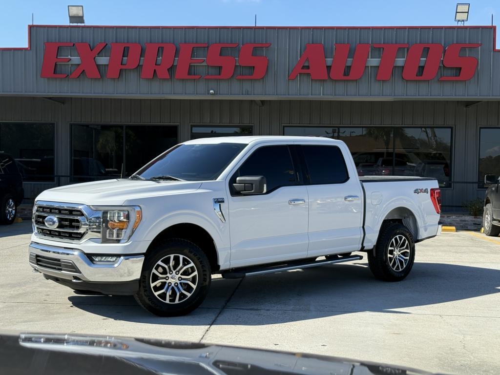 2021 Ford F-150 XLT's photo