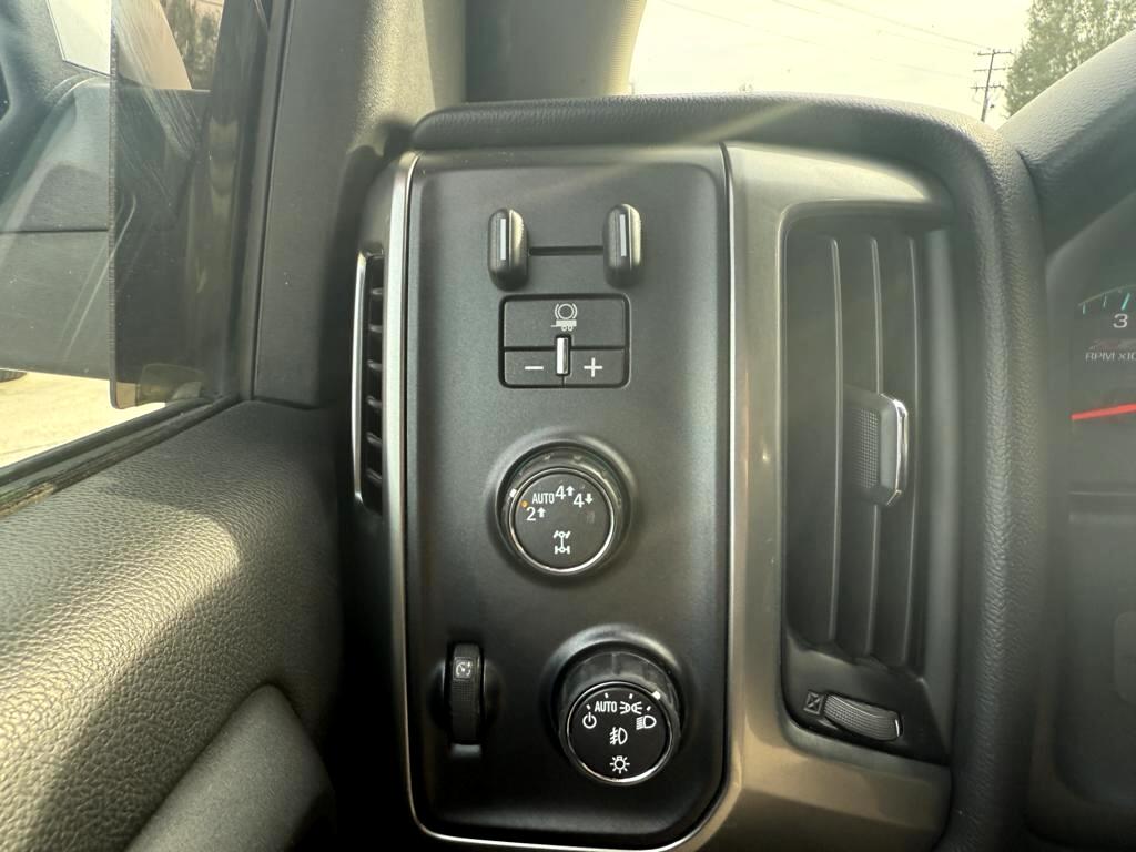 Chevrolet Silverado 1500  2018