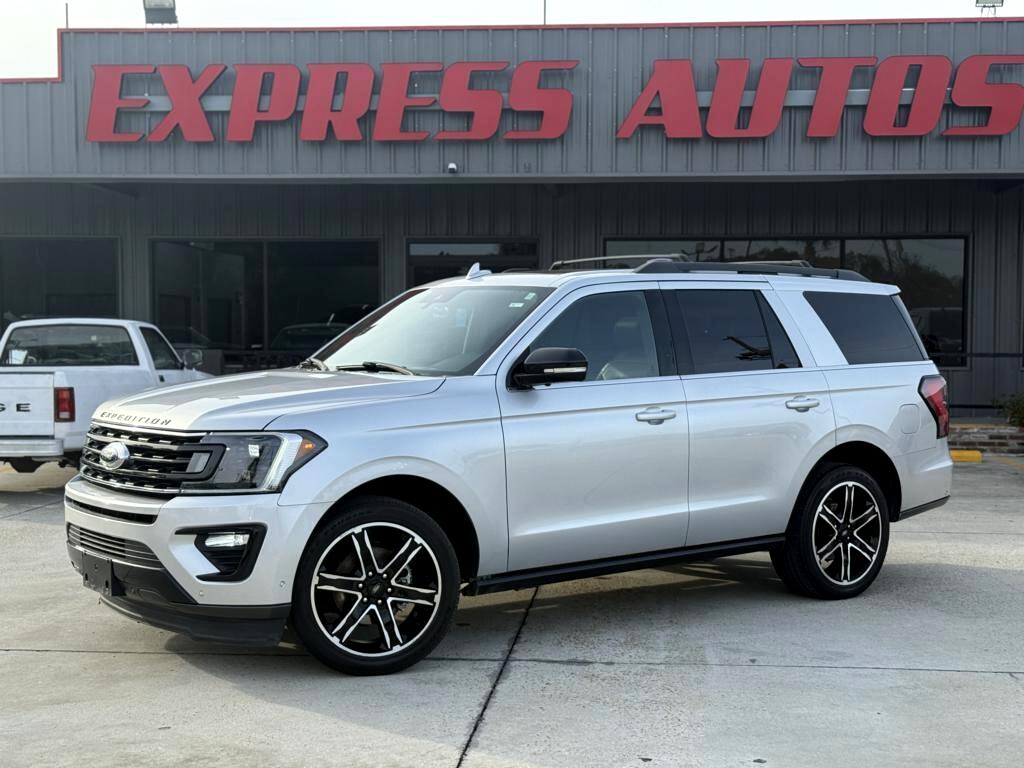 2019 Ford Expedition Limited's photo