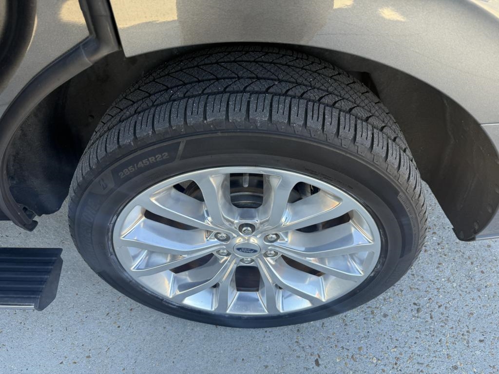 Ford Expedition  2019