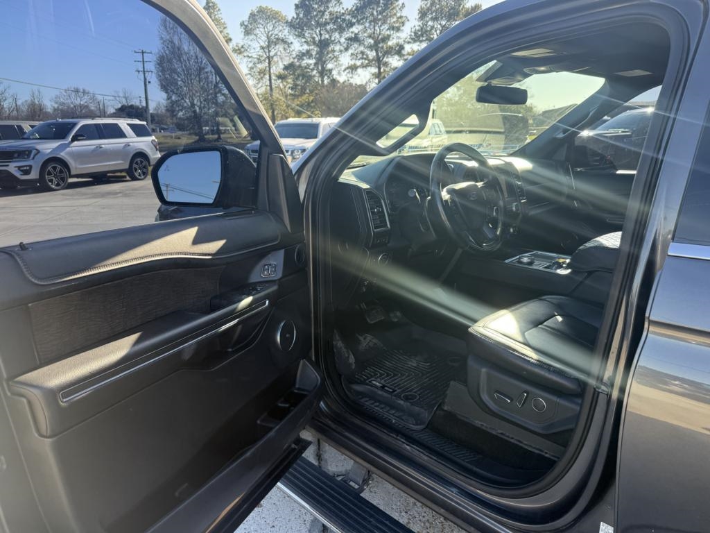 Ford Expedition  2019