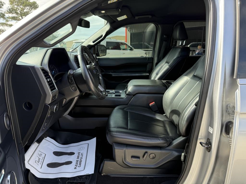 Ford Expedition  2021