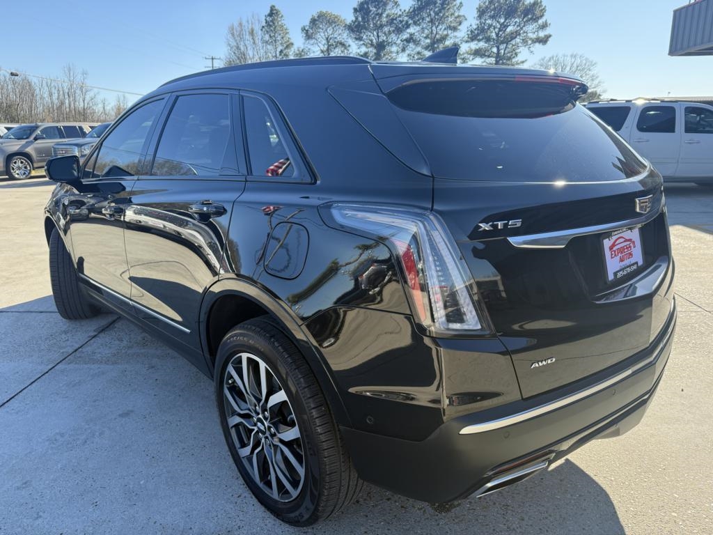 Cadillac XT5  2021