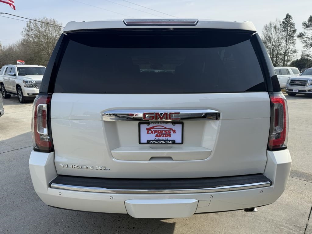 GMC Yukon Denali  2015