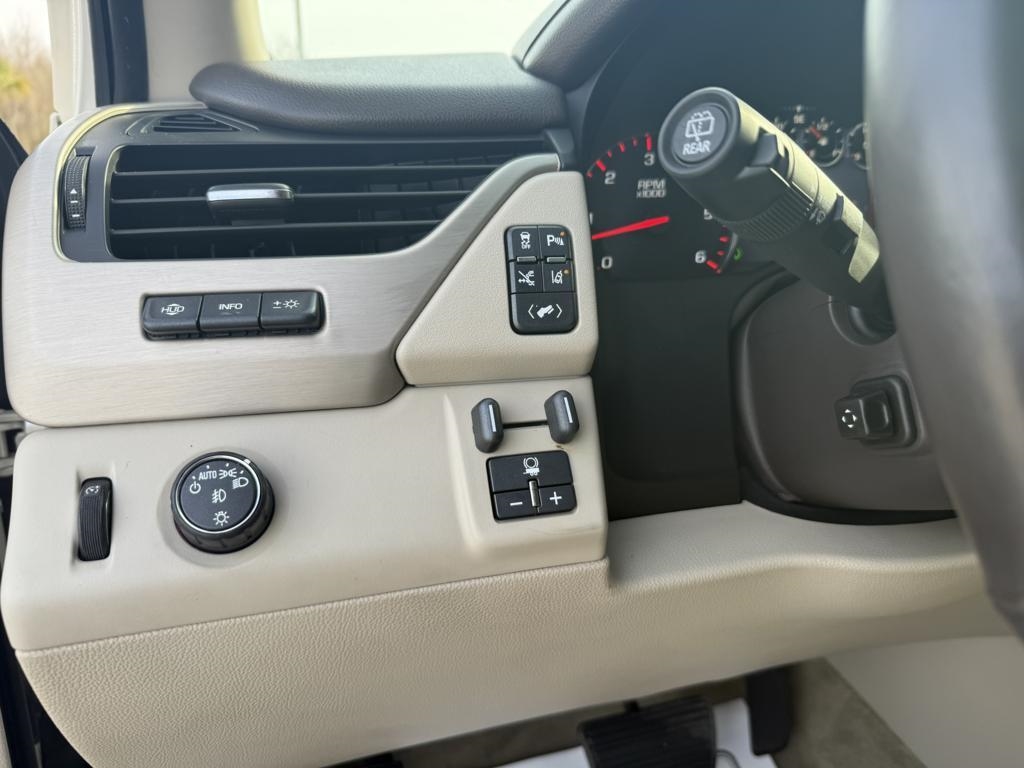 GMC Yukon Denali  2015