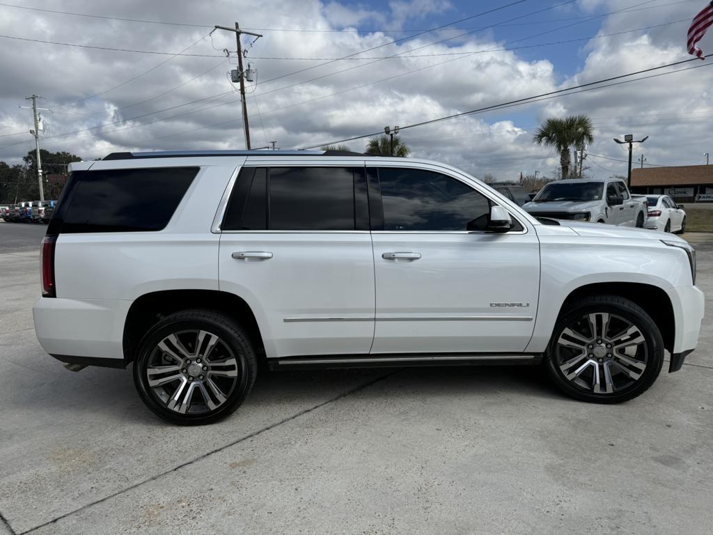 GMC Yukon Denali  2017