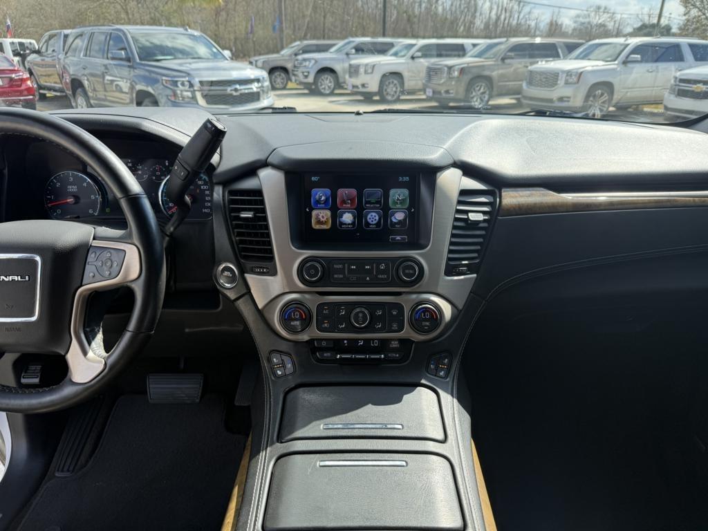 GMC Yukon Denali  2017