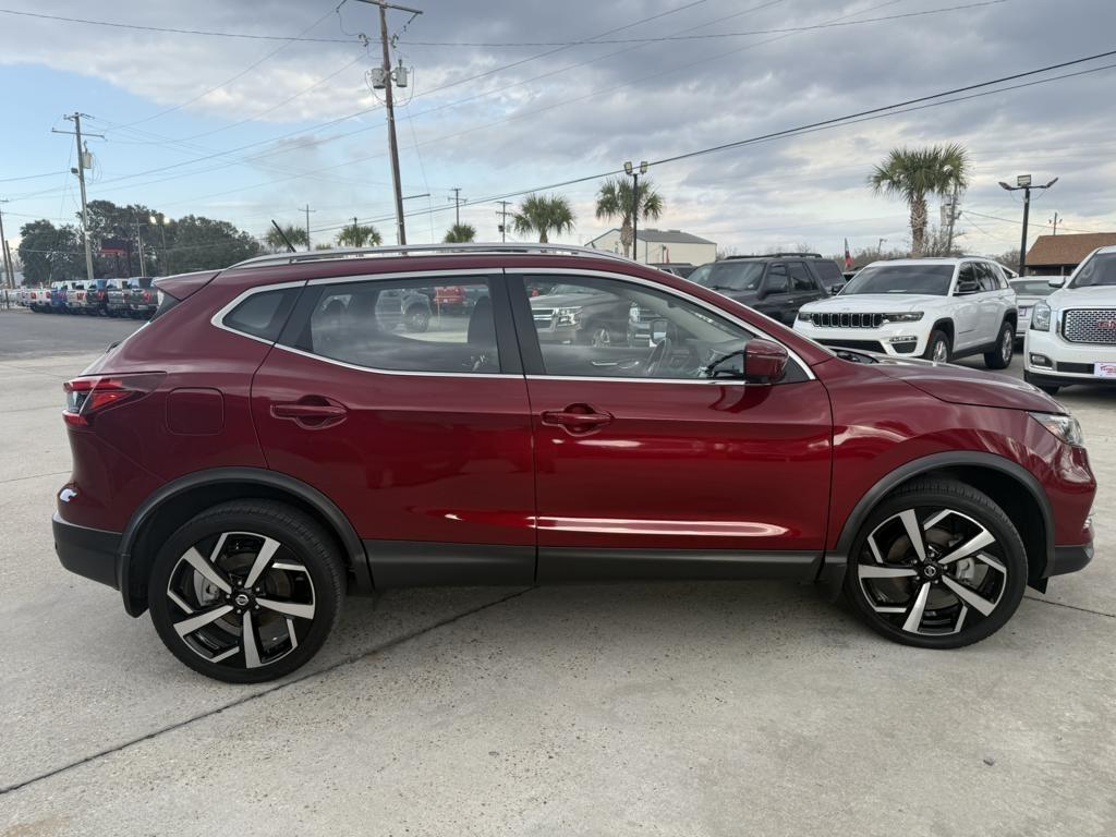 Nissan Rogue Sport  2022