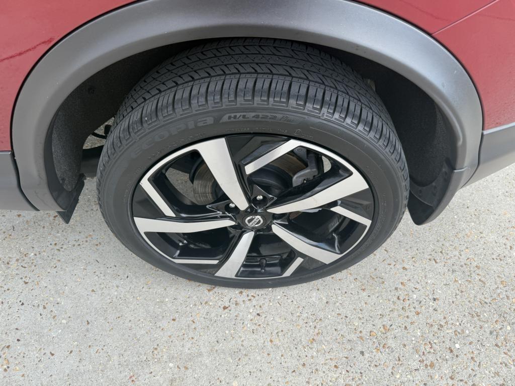 Nissan Rogue Sport  2022