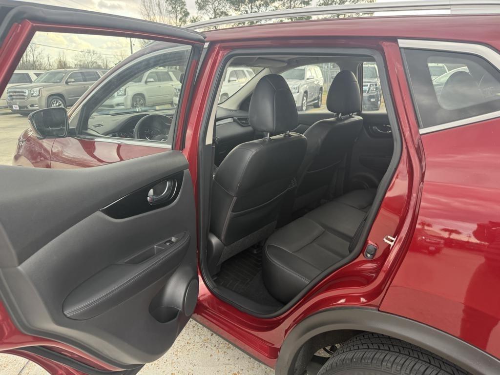 Nissan Rogue Sport  2022