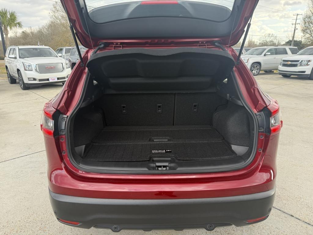 Nissan Rogue Sport  2022