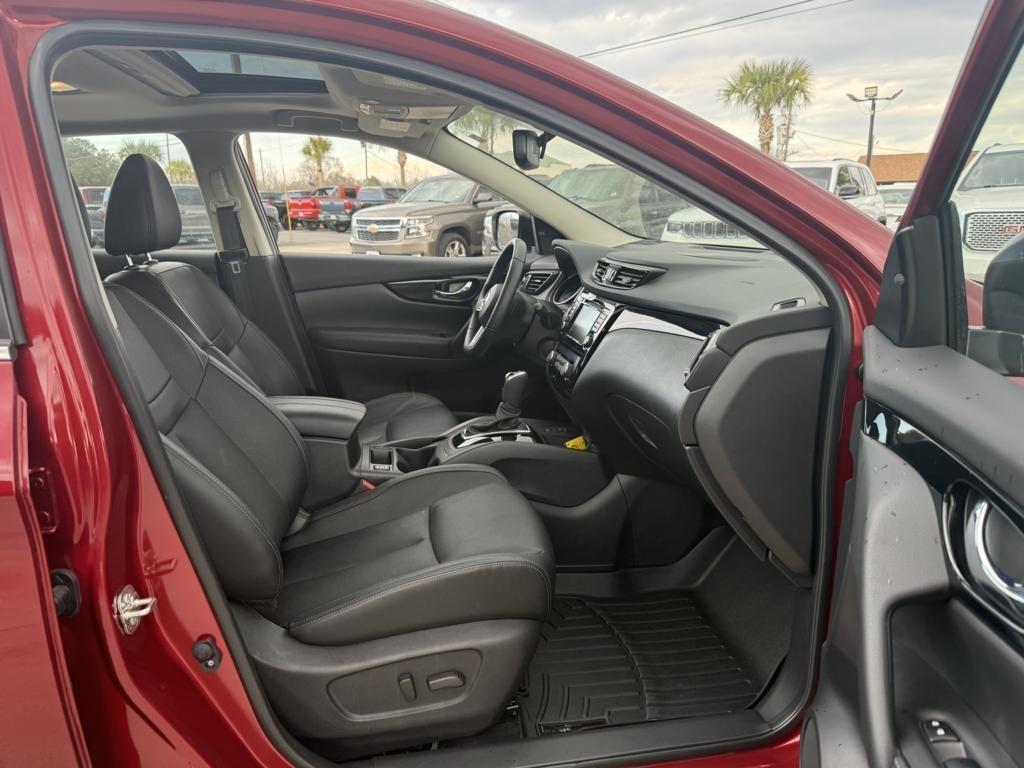 Nissan Rogue Sport  2022