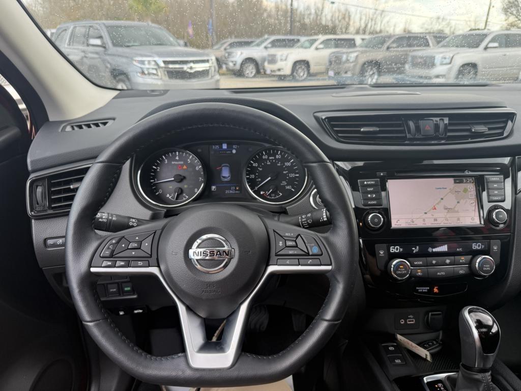 Nissan Rogue Sport  2022