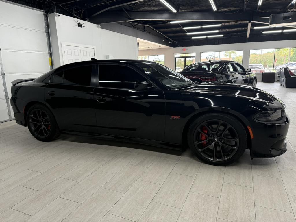 Dodge Charger  2022