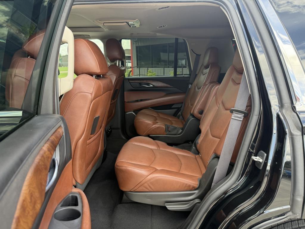 Cadillac Escalade  2015