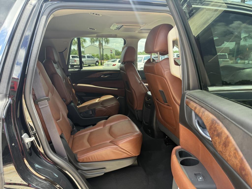 Cadillac Escalade  2015
