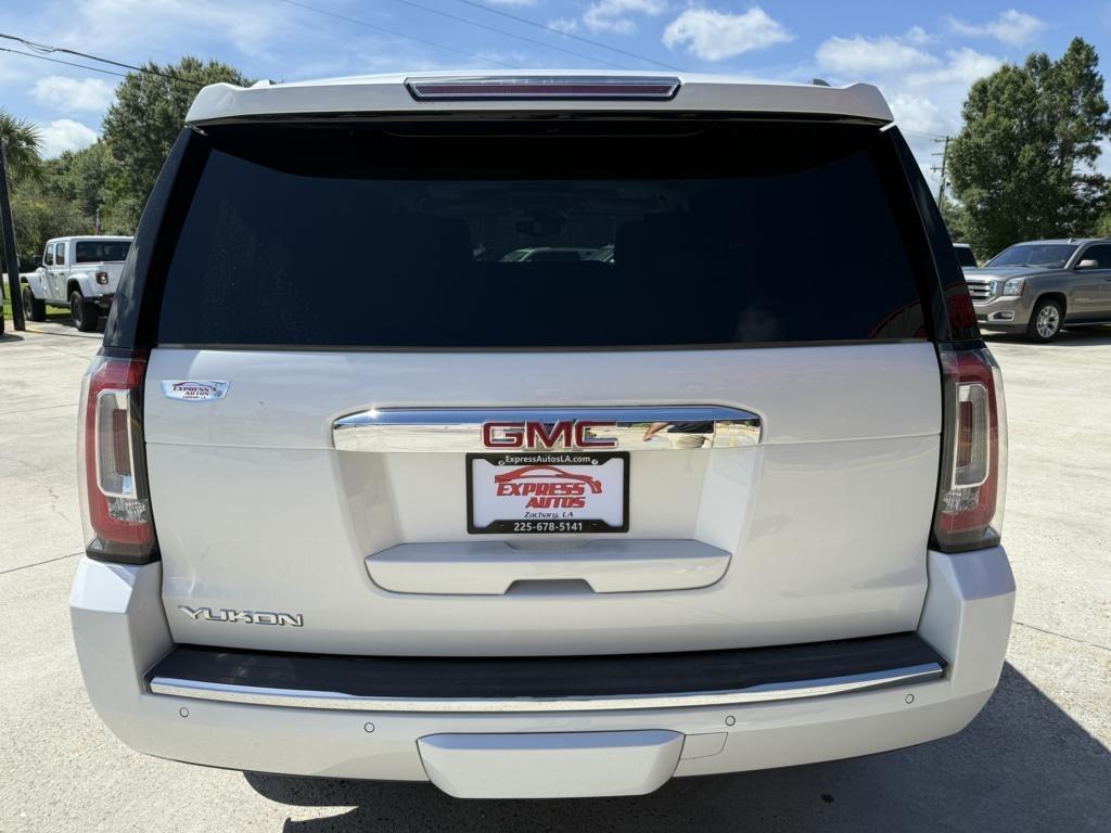GMC Yukon Denali  2017