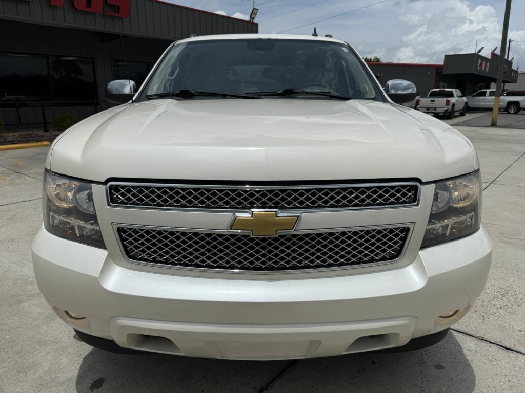Chevrolet Avalanche 4WD Crew Cab LTZ 2013