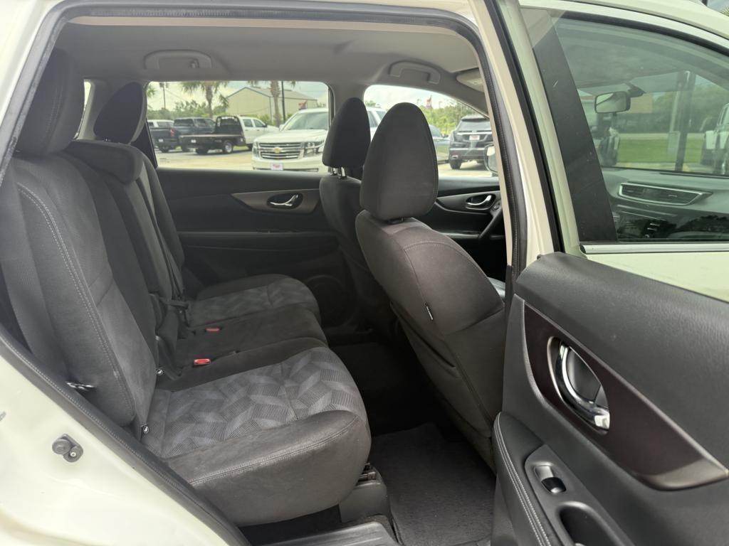 Nissan Rogue  2016