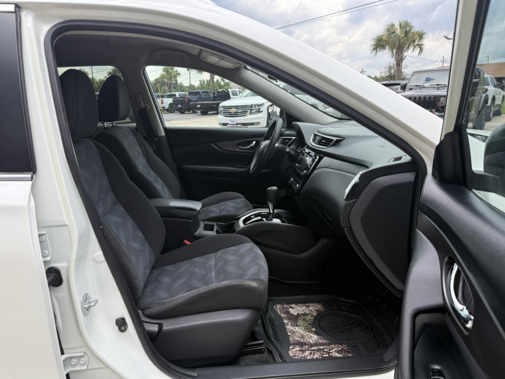 Nissan Rogue  2016