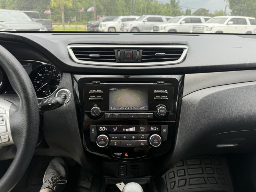 Nissan Rogue  2016