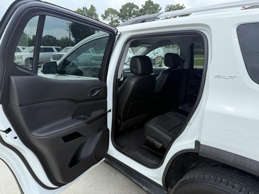 GMC Acadia FWD 4dr SLT 2022