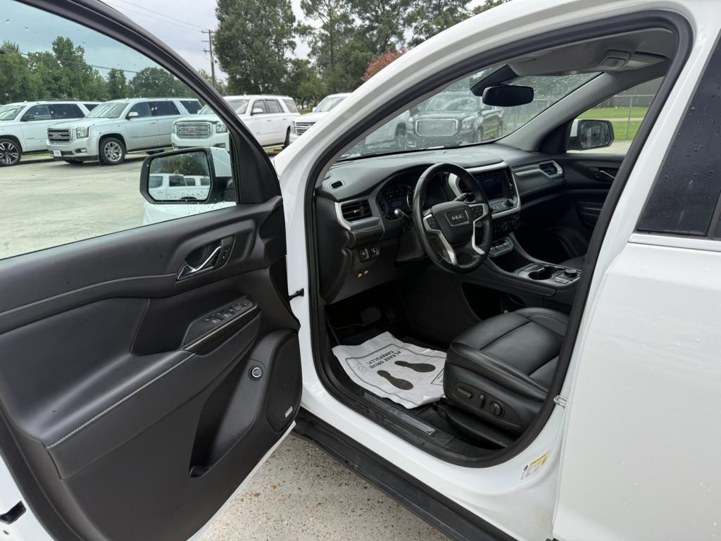 GMC Acadia FWD 4dr SLT 2022