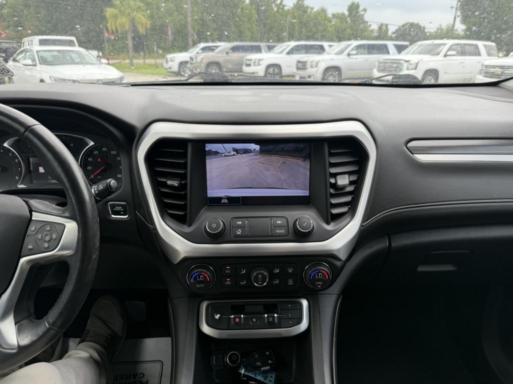 GMC Acadia FWD 4dr SLT 2022