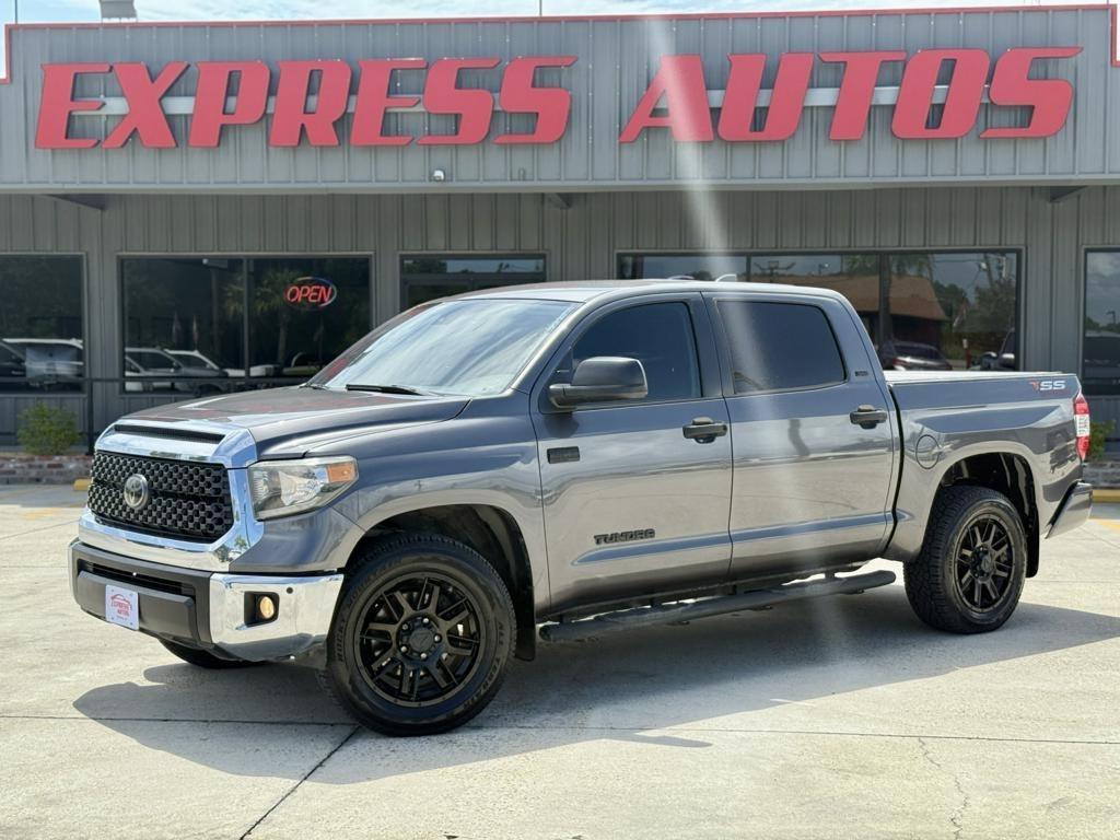 Toyota Tundra  2021
