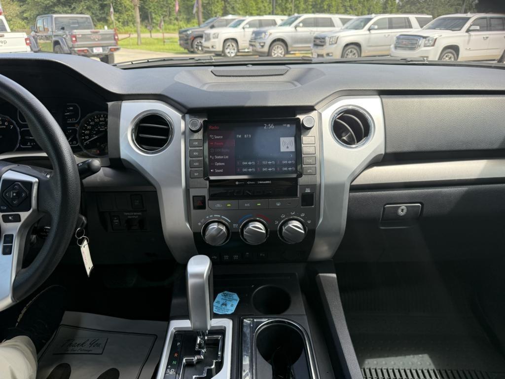 Toyota Tundra  2021