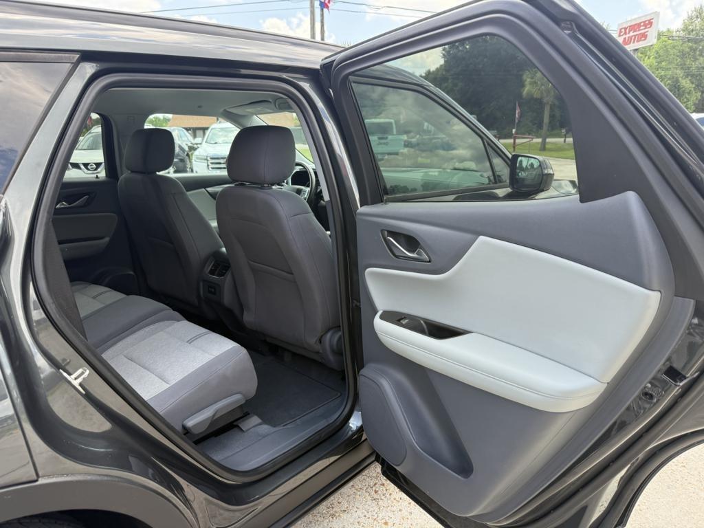 Chevrolet Blazer FWD 4dr w/2LT 2019