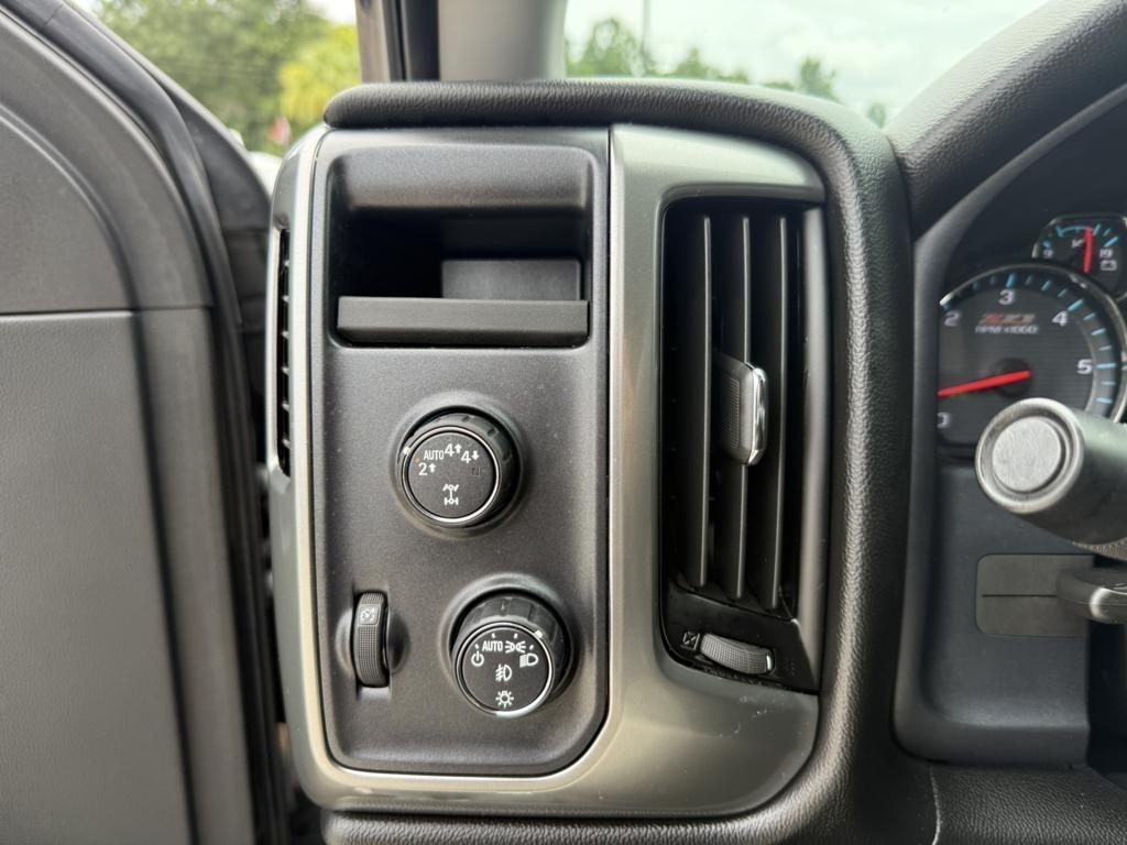 Chevrolet Silverado 1500  2018