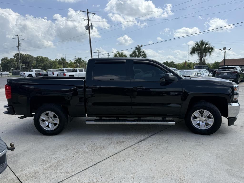 Chevrolet Silverado 1500 4WD Crew Cab 143.5" LT w/1LT 2018
