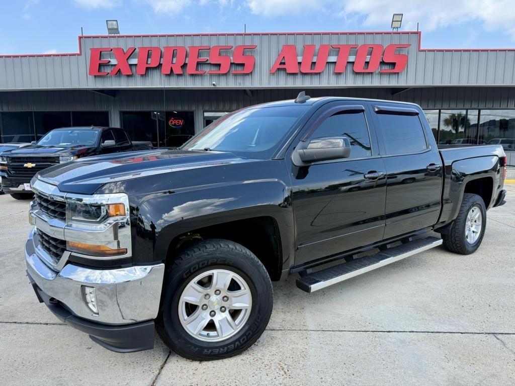 Chevrolet Silverado 1500 4WD Crew Cab 143.5" LT w/1LT 2018