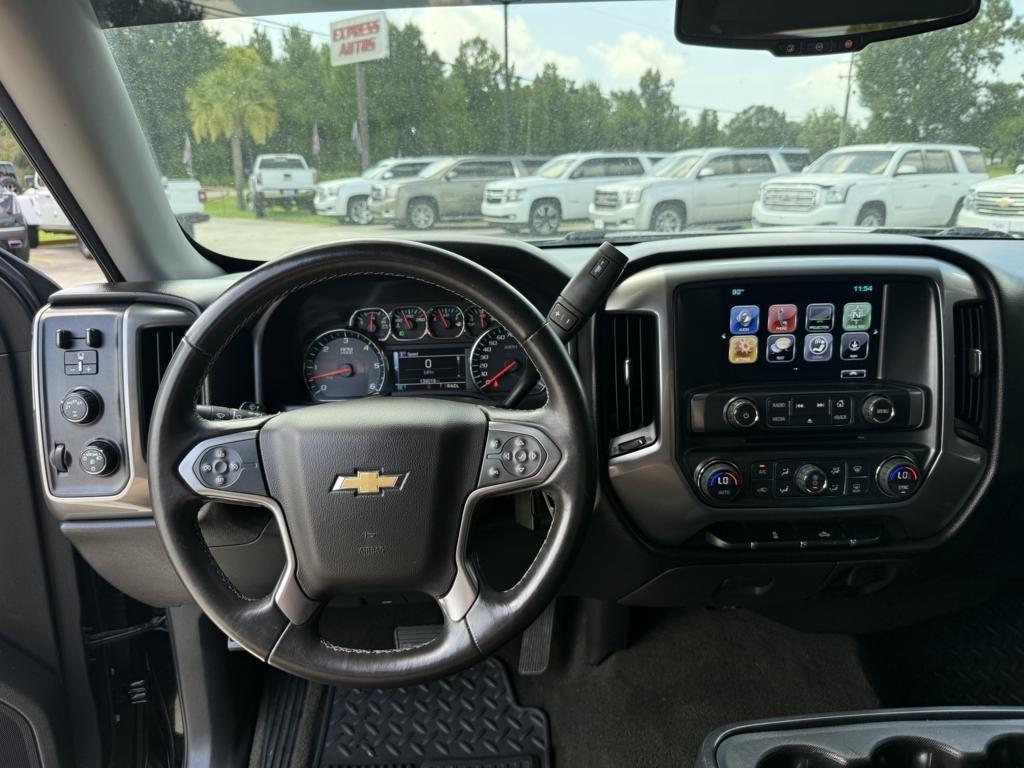 Chevrolet Silverado 1500 4WD Crew Cab 143.5" LT w/1LT 2018
