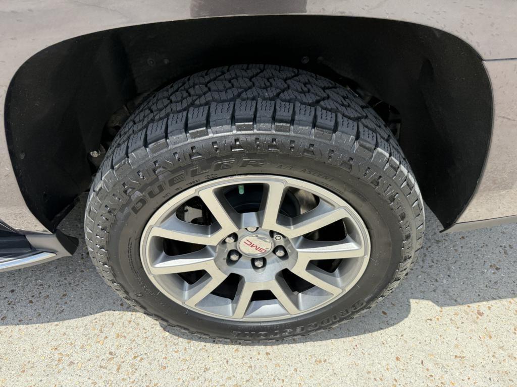 GMC Yukon XL  2016