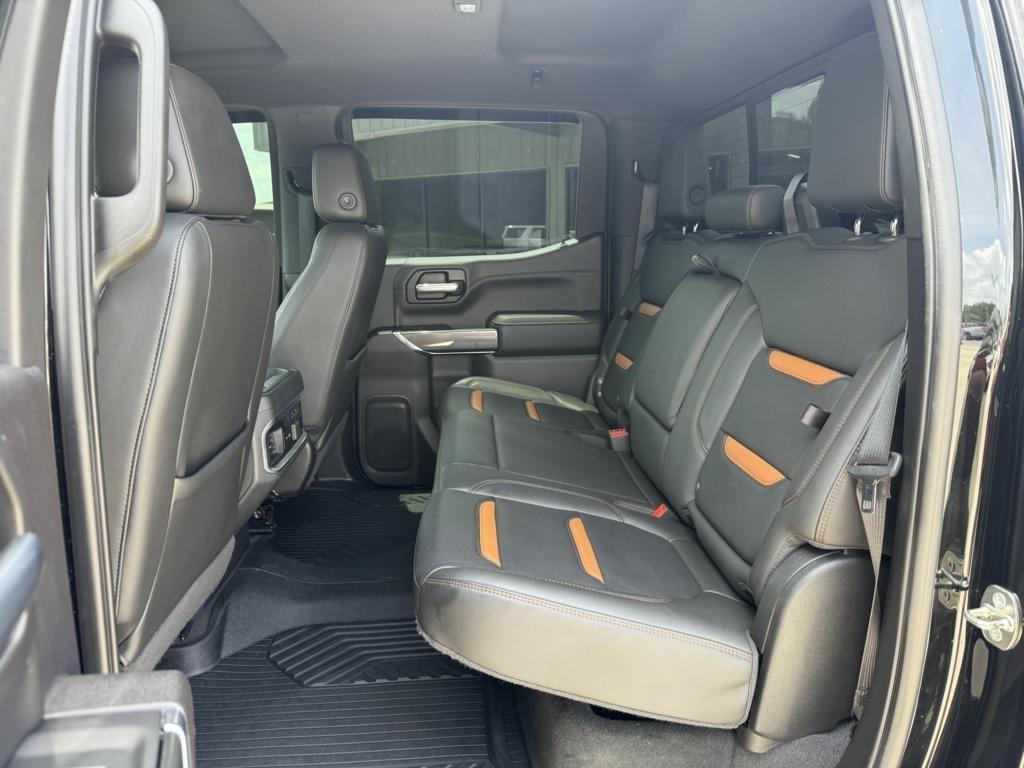 GMC Sierra 1500 4WD Crew Cab 147" AT4 2020