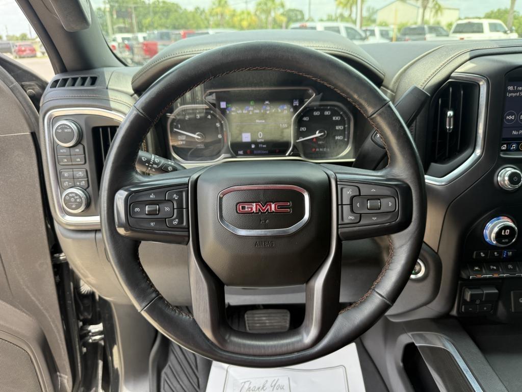 GMC Sierra 1500 4WD Crew Cab 147" AT4 2020