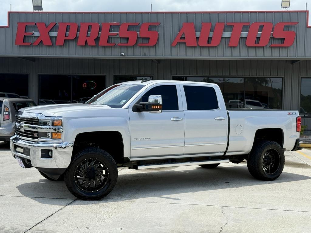 Chevrolet Silverado 2500HD  2015