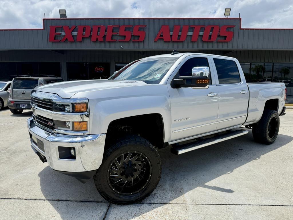 Chevrolet Silverado 2500HD  2015