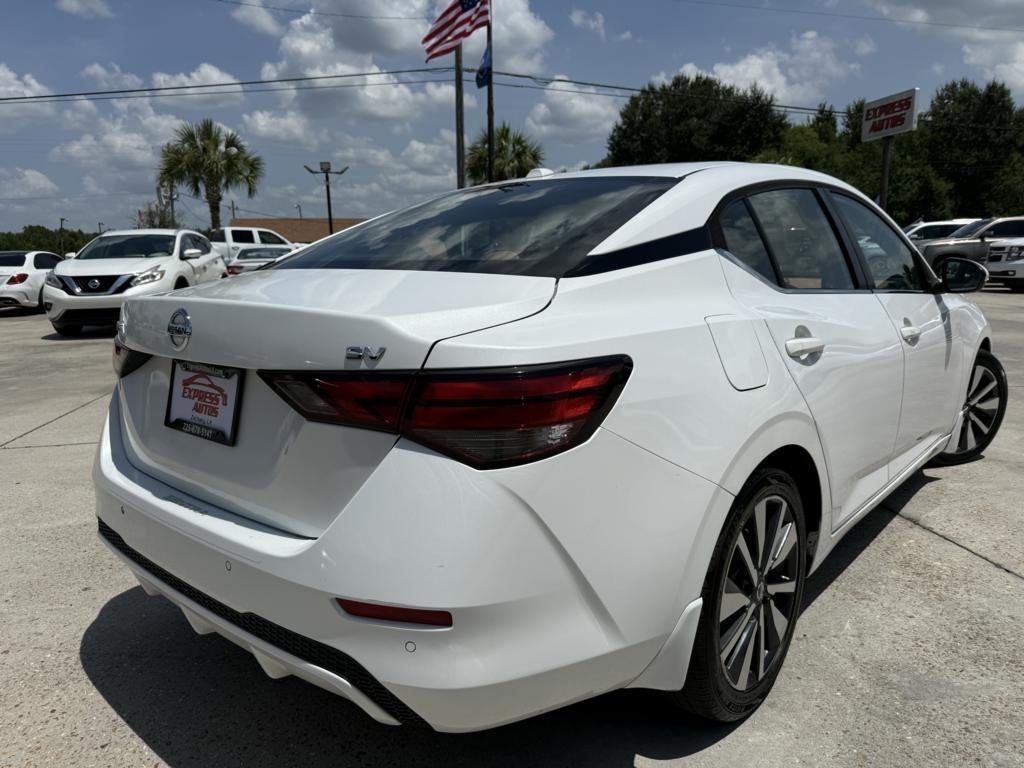 Nissan Sentra SV CVT 2021