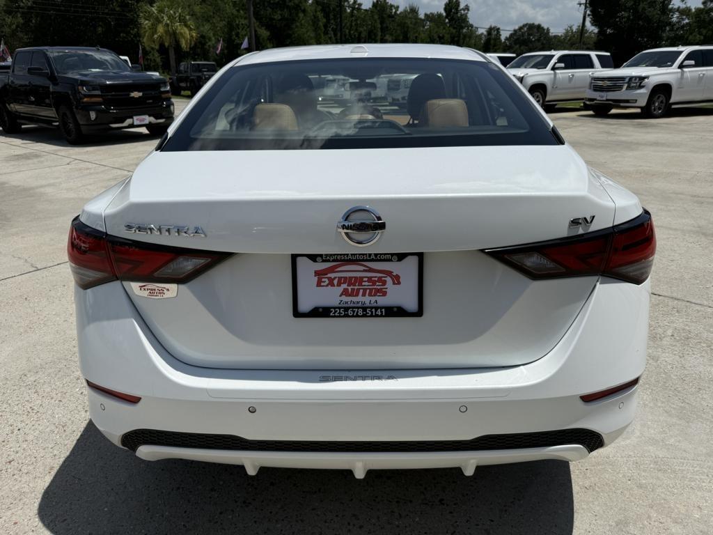 Nissan Sentra SV CVT 2021