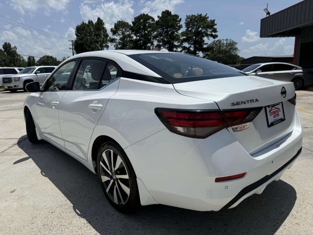 Nissan Sentra SV CVT 2021