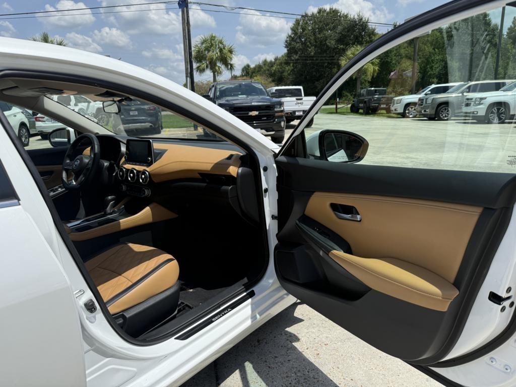Nissan Sentra SV CVT 2021
