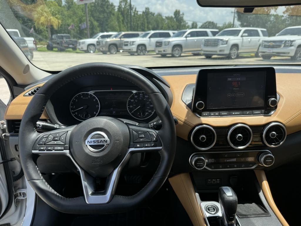 Nissan Sentra SV CVT 2021